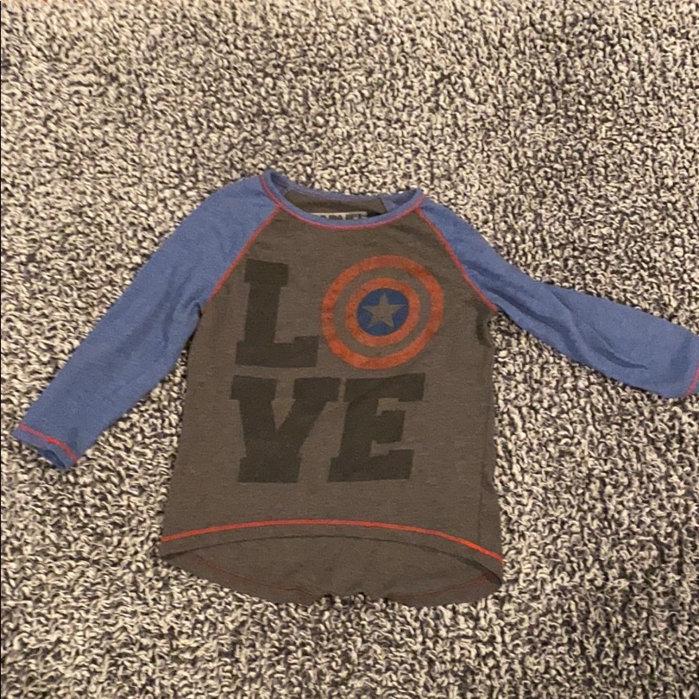 Marvel Avengers Shirt Size Medium